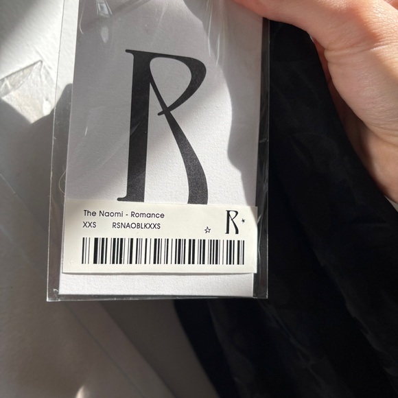 REALISATION PAR Naomi silk skirt in black Romance pattern - Picture 5 of 9